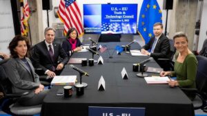 [정책 인사이트] 전기차 보조금 ‘국산 우대’ 묘수… 佛, WTO 규정 지키며 中 공세 막아