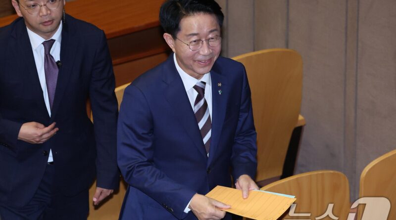 여야 균형 흔드는 민주당 단독 상임위원장 선출, 국회 권력의 편향 논란