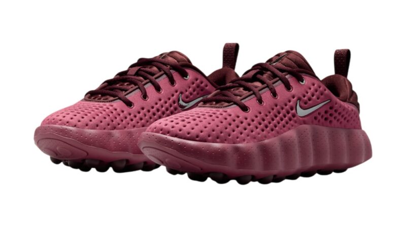 Nike Mind 002 'Pink Smoke': 게임계와 스트릿 컬처의 새로운 스니커즈 해석